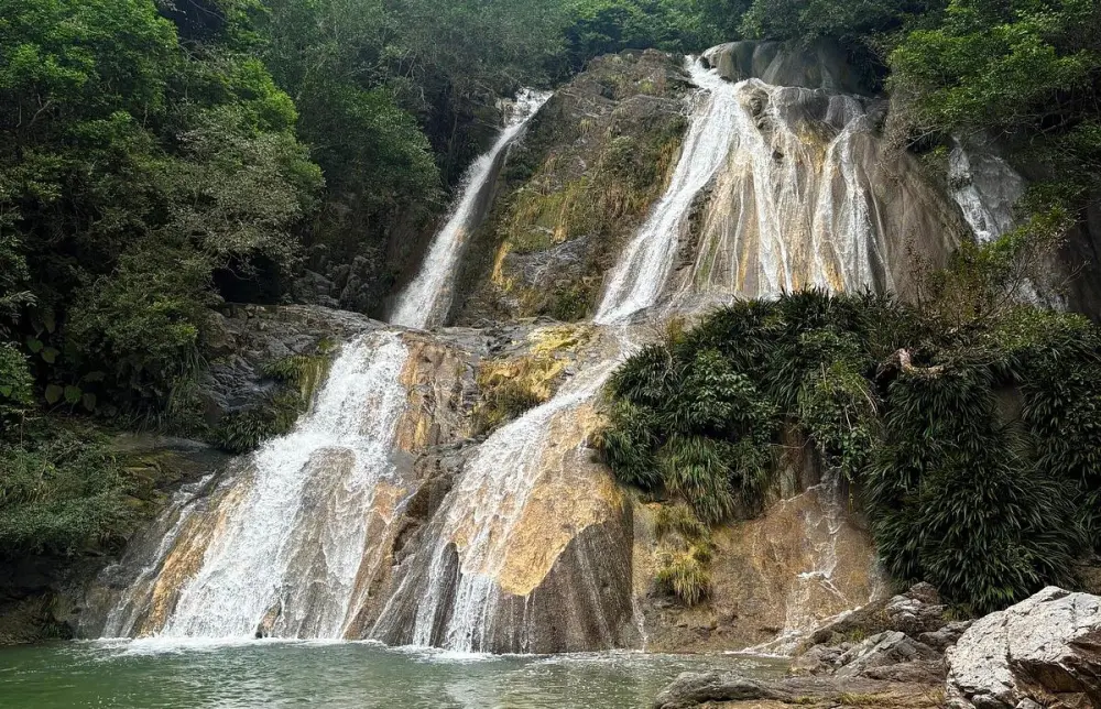 7 Cascadas de Payandé