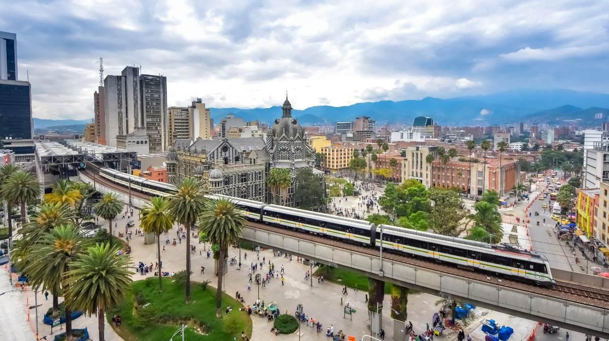 Pasadía Guatapé y Medellín 2